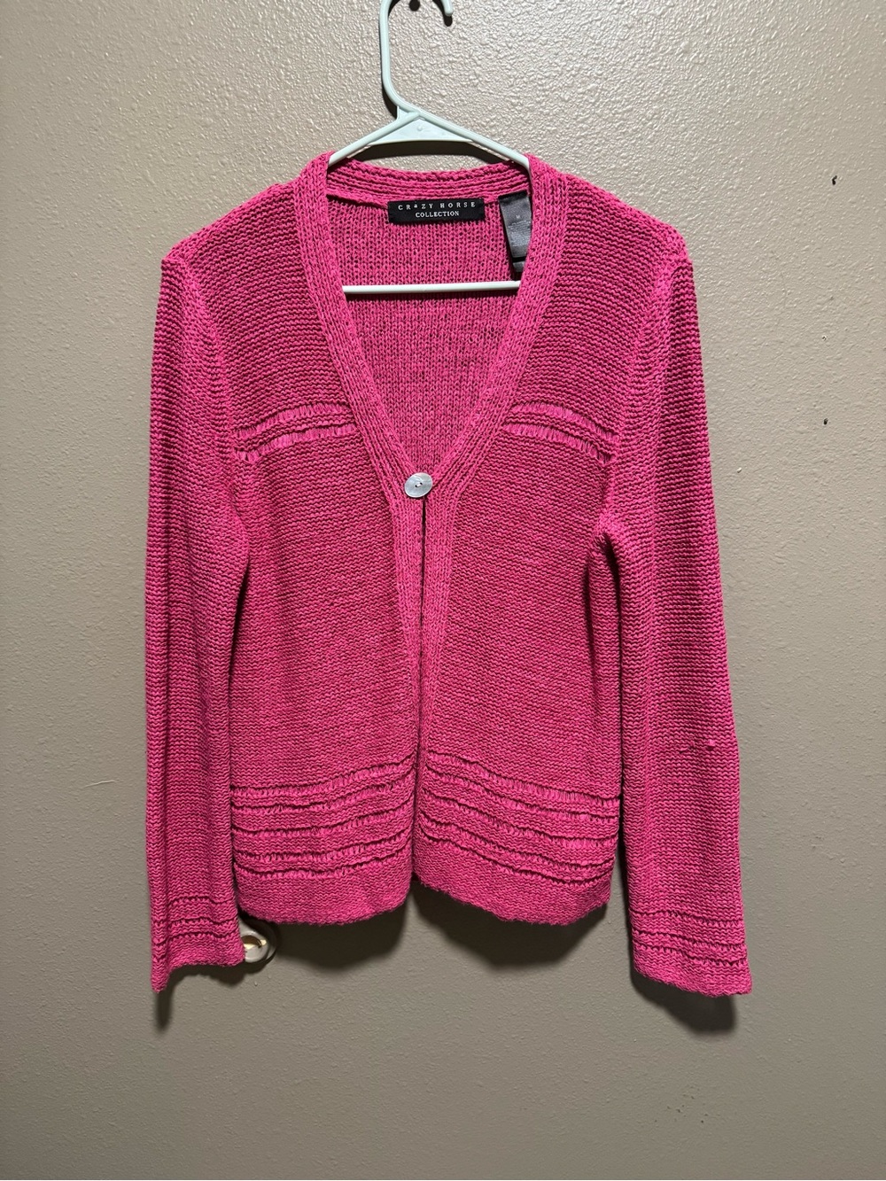 Crazy Horse Collection Women's Pink V-Neck Knit Cardigan